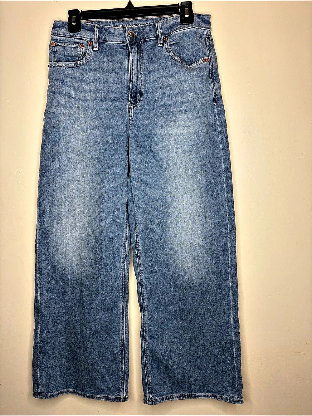 American Eagle Super High-Rise Baggy Wide Leg Wide Leg Jeans Blue Size 6 Short
